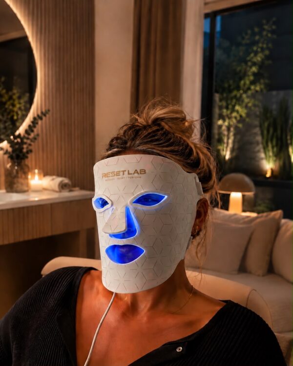 venta mascara facial 1 Máscara Facial LED RESETLAB
